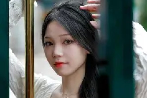 编剧碰瓷白鹿反被扒：黑历史曝光炒作失败的代价