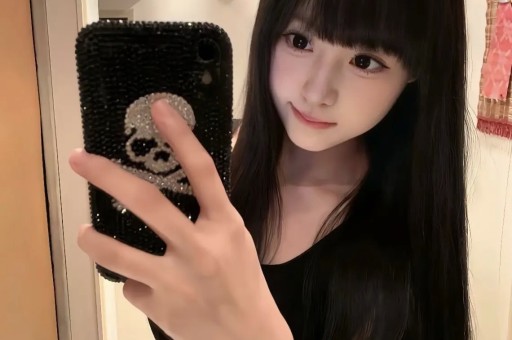 爆姐的饭后八卦：当代艺人的隐秘生活与娱乐圈的真相！