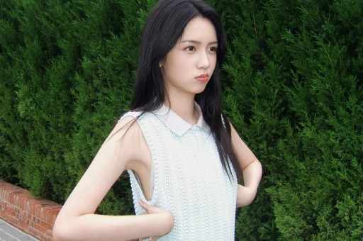 女明星集体“塌房”她们为啥都不装了