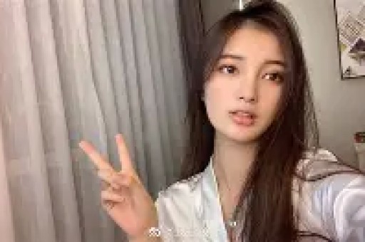 曝二字女星塌房！偷税漏税后连忙补缴网友怀疑杨紫但却指向戚薇